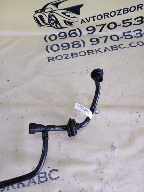 Трубка вакуумна BMW 530 G30 XB1142M0 Трубка вакуумна BMW 530 G30 XB1142M0