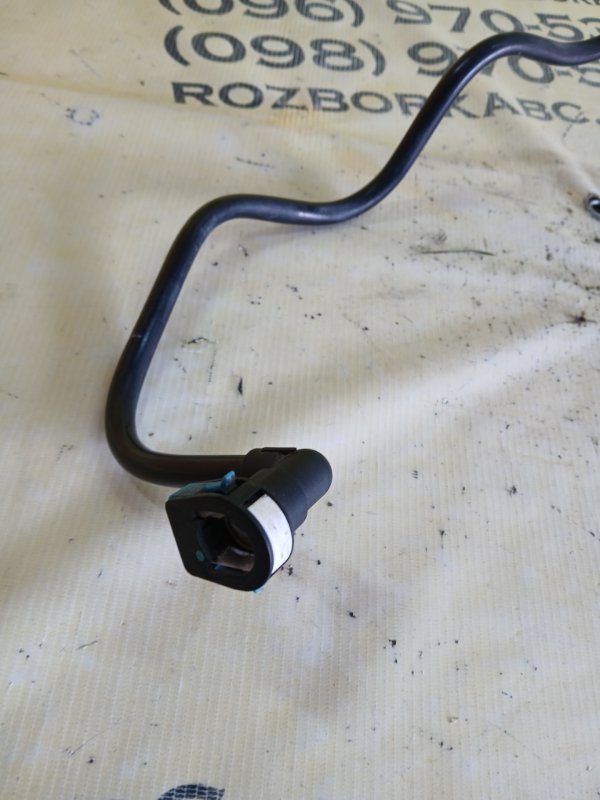 Трубка топливная 530 2018 G30 XB1142M0 Трубка топливная 530 2018 G30 XB1142M0