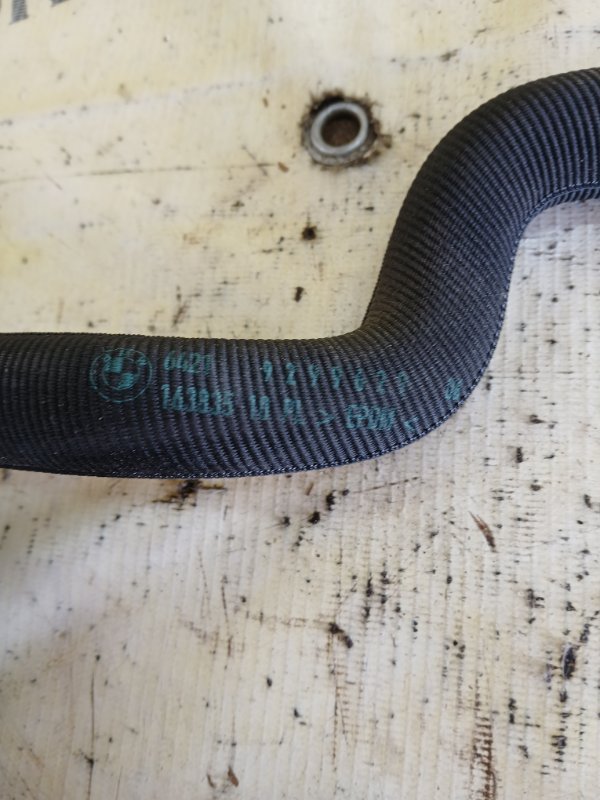 Патрубок системы охлаждения 530 2018 G30 XB1142M0 Патрубок системы охлаждения 530 2018 G30 XB1142M0