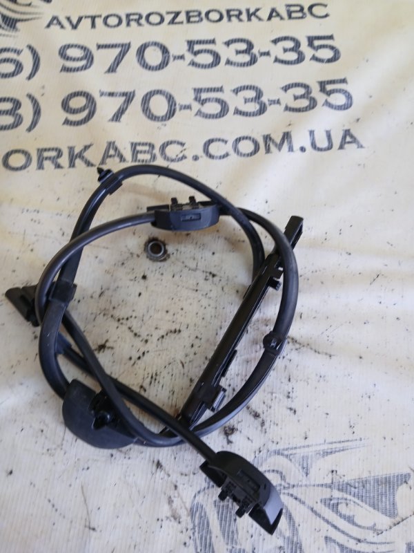 Форсунка стеклоомывателя BMW 530 G30 XB1142M0 Форсунка стеклоомывателя BMW 530 G30 XB1142M0