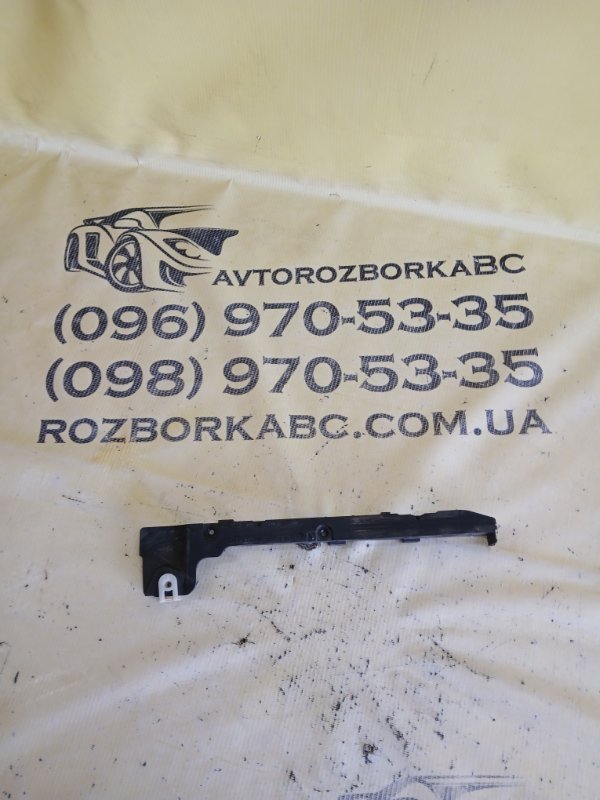 Запчасть уплотнит.рамка верхняя часть BMW 530 2018 G30 XB1142M0 61139334789 Б/У Уплотнит.рамка верхняя часть BMW 530 2018 G30 XB1142M0 61139334789 Б/У