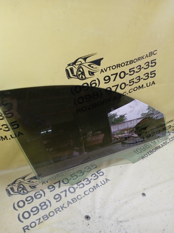 Стекло двери переднее правое Q3 2021 83A 2.0 CZRA