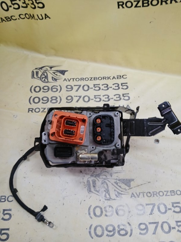 Запчасть инвертор BMW 530 2018 G30 XB1142M0 12369797951 Б/У Инвертор BMW 530 2018 G30 XB1142M0 12369797951 Б/У