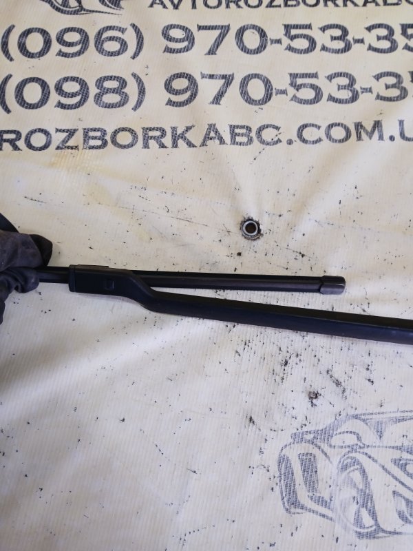 Щетка стеклоочистителя передняя правая BMW 530 G30 XB1142M0 Щетка стеклоочистителя передняя правая BMW 530 G30 XB1142M0