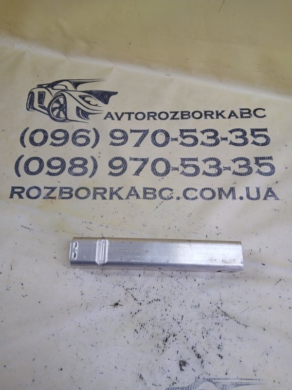 Запчасть кронштейн подрамника передний правый Mercedes-Benz GLC 300 2019 X253 27492031846862 A2136200400 Б/У Кронштейн подрамника передний правый Mercedes-Benz GLC 300 2019 X253 27492031846862 A2136200400 Б/У