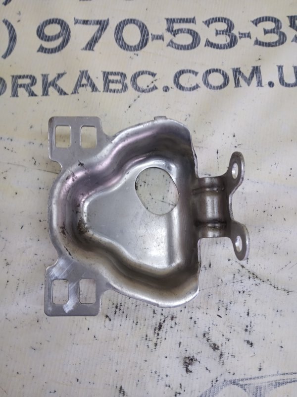 Кронштейн усилителя бампера передний Mercedes-Benz GLC 300 X253 27492031846862 Кронштейн усилителя бампера передний Mercedes-Benz GLC 300 X253 27492031846862