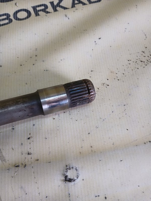 Полуось передний правый X5 2018 F85 4.4