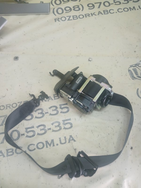 Ремень безопасности 2 ряд задний правый Volvo XC90 2016 t27 39825730 Б/У