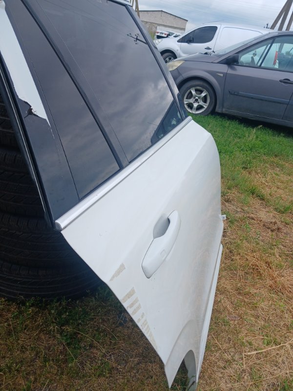 Двери задние правые XC90 2016 t27 Двери задние правые XC90 2016 t27