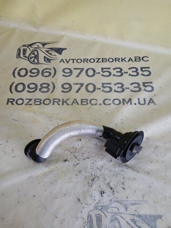 Запчасть маслозаливная горловина Audi Q8 2019 DCBD 4M0115301K Б/У Маслозаливная горловина Audi Q8 2019 DCBD 4M0115301K Б/У