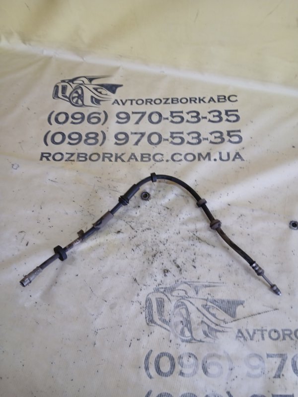 Запчасть тормозной шланг передний Audi Q8 2019 DCBD 4M0611707E Б/У Тормозной шланг передний Audi Q8 2019 DCBD 4M0611707E Б/У