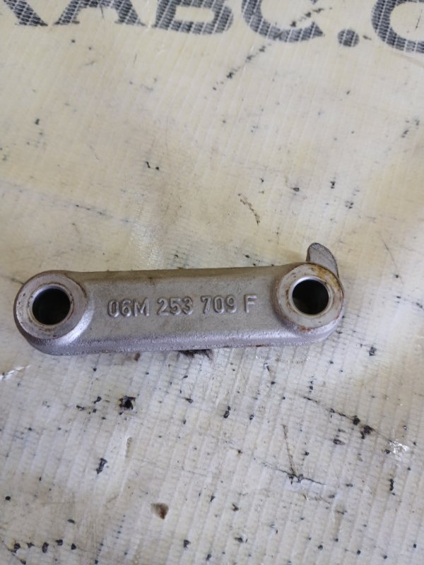 Кронштейн турбины Q8 2019 DCBD Кронштейн турбины Q8 2019 DCBD