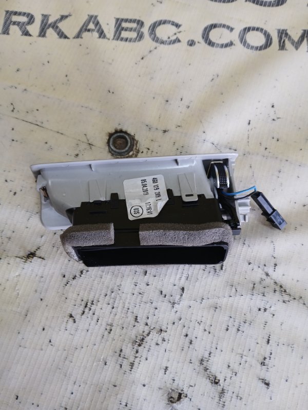 Дефлектор салона Audi Q8 DCBD Дефлектор салона Audi Q8 DCBD