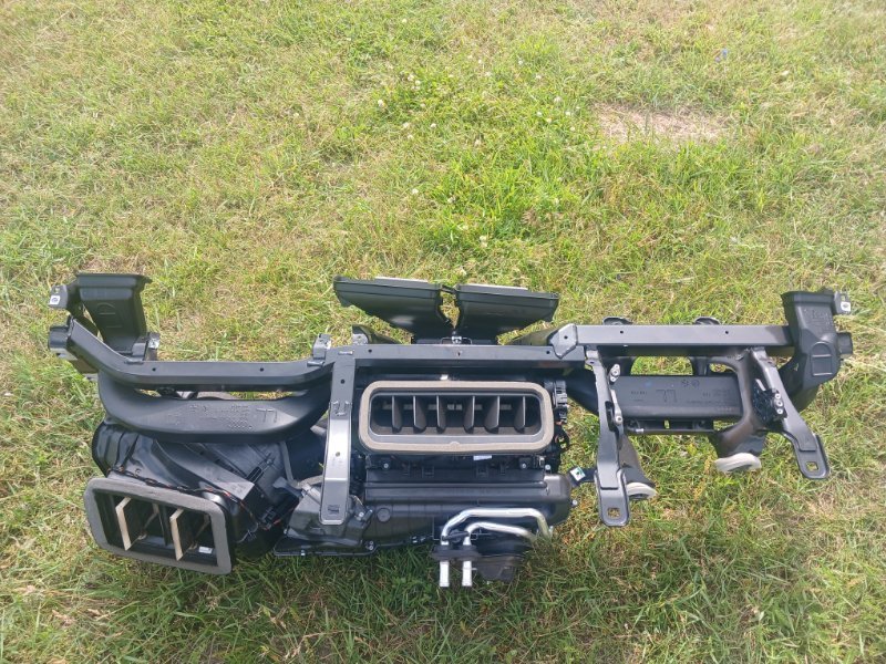 Печка в зборе Audi Q8 2019 DCBD 4M1820001AF Б/У