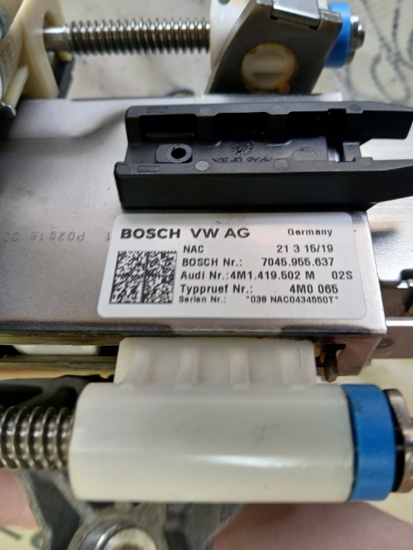 Рулевая колонка Q8 2019 DCBD Рулевая колонка Q8 2019 DCBD