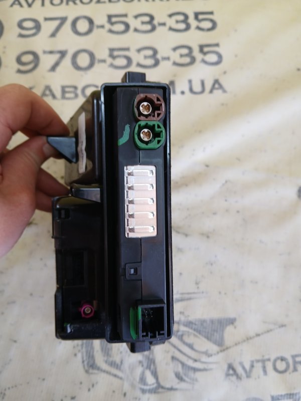 Накладка консоли Q8 2019 DCBD