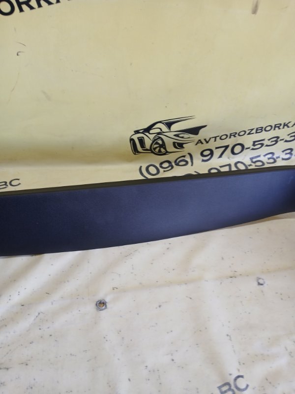 Накладка крышки багажника Mercedes-Benz GLB 250 26092030411829