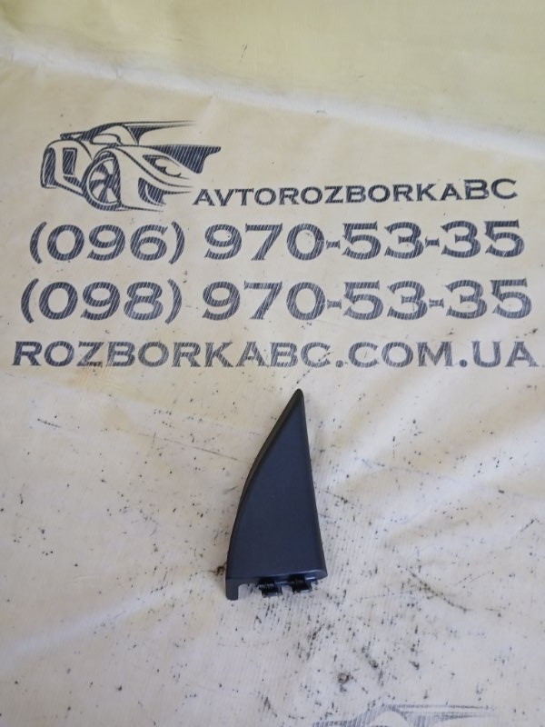 Накладка салона правая Mercedes-Benz GLB 2022 250 26092030411829 A2477206402 Б/У