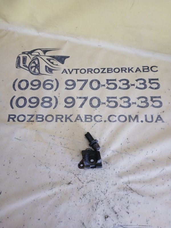 Отбойник двери багажника Volvo XC90 2016 t27 31457732 Б/У