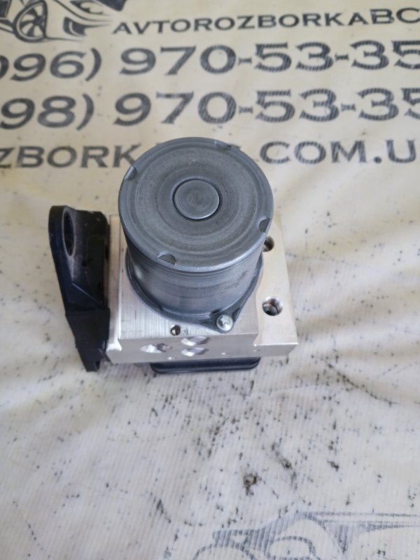 Блок ABS Q8 2019 DCBD
