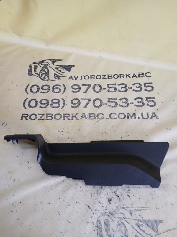 Заглушка полозьев сиденья левая Volvo XC90 2016 t27 39829392 Б/У
