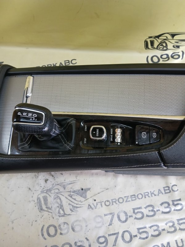 Консоль центральная Volvo XC90 t27