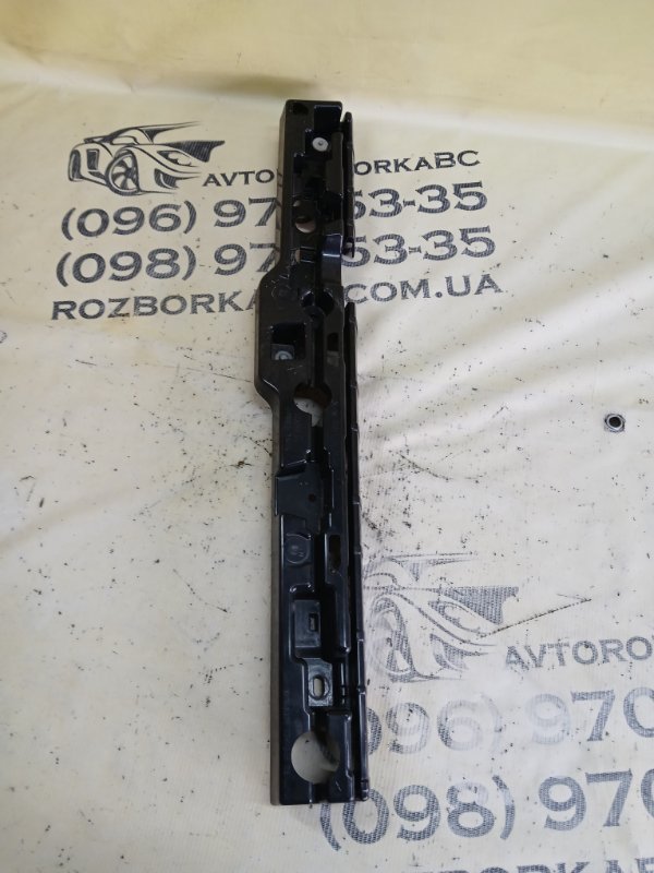 Кронштейн порога правый 530 2018 G30 XB1142M0