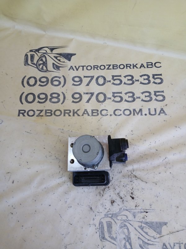Запчасть блок abs Audi Q5 2018 80A 2.0 DAYB 80A907379E Б/У Блок ABS Audi Q5 2018 80A 2.0 DAYB 80A907379E Б/У