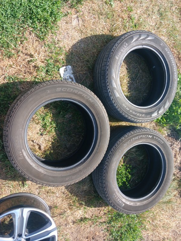 Резина R18 Land Rover Discovery Sport 2016 L550 2.0 Б/У