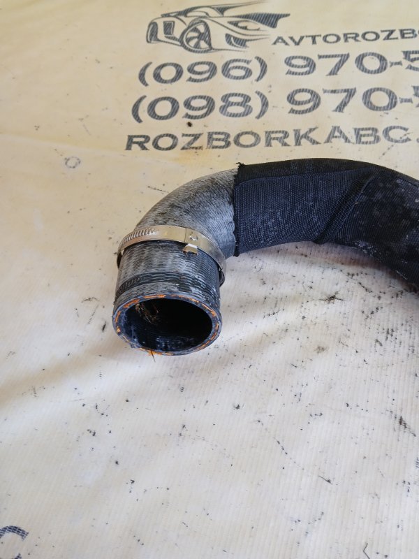 Патрубок интеркулера правый Q5 2018 80A 2.0 DAYB Патрубок интеркулера правый Q5 2018 80A 2.0 DAYB