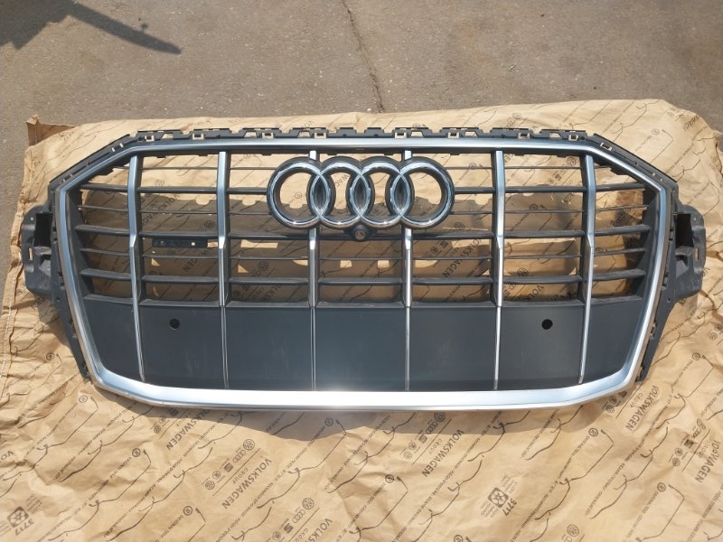 Решетка радиатора Audi Q7 2020 4M DCBD 4M0853651AHMX3 Б/У