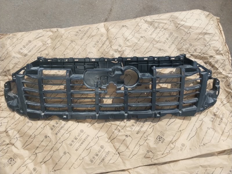 Замыкающая панель Audi Q7 2020 4M DCBD 4M0 807 233 D Б/У