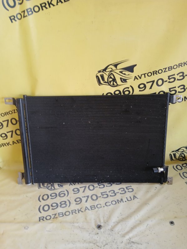 Запчасть радиатор кондиционера Audi Q8 2019 3.0 DCBD 4M0816411B Б/У Радиатор кондиционера Audi Q8 2019 3.0 DCBD 4M0816411B Б/У