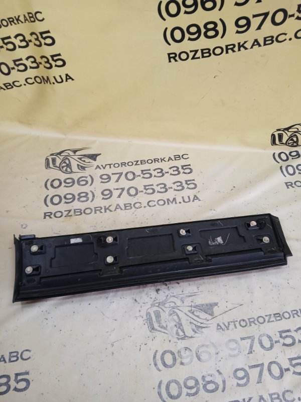 Накладка двери задняя левая Land Rover Discovery Sport L550 2.0