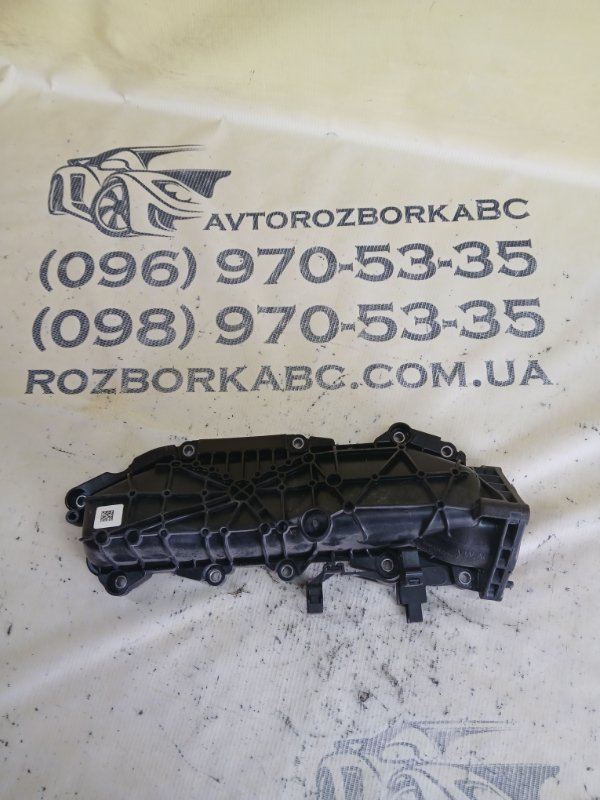 Колектор впускной левый Audi Q8 2019 DCBD 06M133267P Б/У