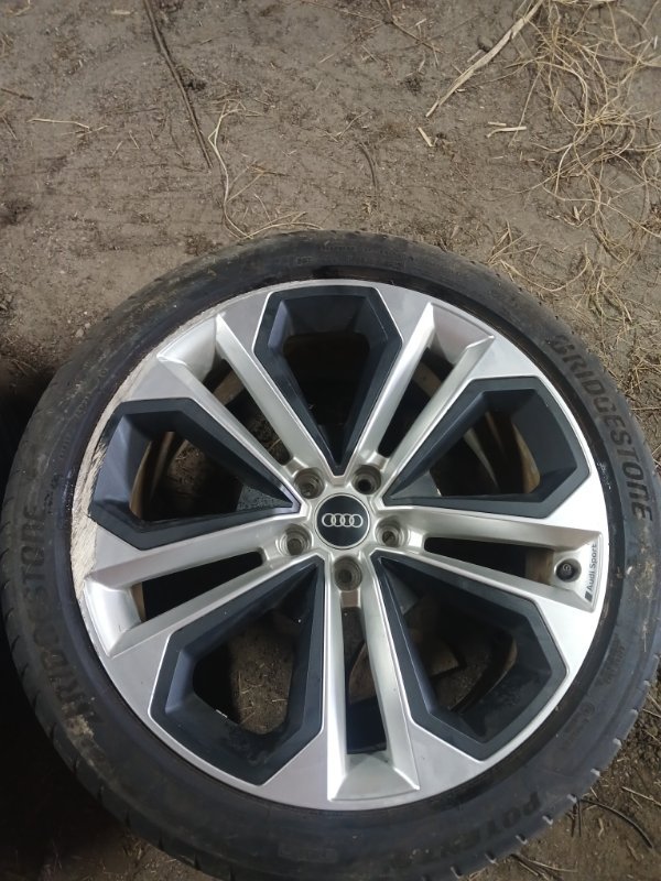 Диск S-line R20 Q3 2021 83A 2.0 DHHA