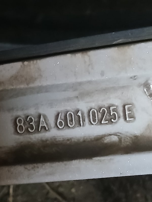 Диск S-line R20 Q3 2021 83A 2.0 DHHA