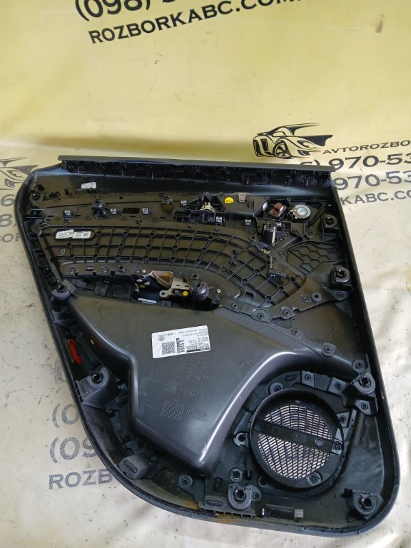 Карта двери задняя правая Q5 2018 80A 2.0 DAYB Карта двери задняя правая Q5 2018 80A 2.0 DAYB