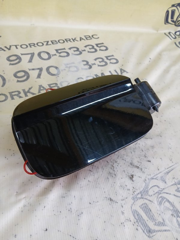 Лючок топливного бака Q5 2018 80A 2.0 DAYB