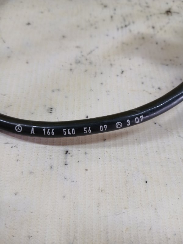 Датчик износа тормозных колодок задний правый gl 450 2015 x166 276 3.0 biturbo Датчик износа тормозных колодок задний правый gl 450 2015 x166 276 3.0 biturbo