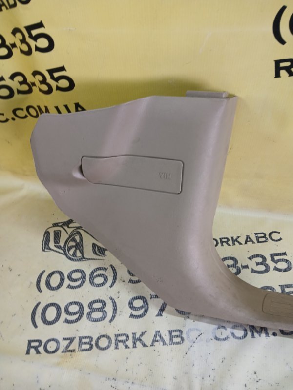 Накладка порога салона передняя правая gl 450 2015 x166 276 3.0 biturbo