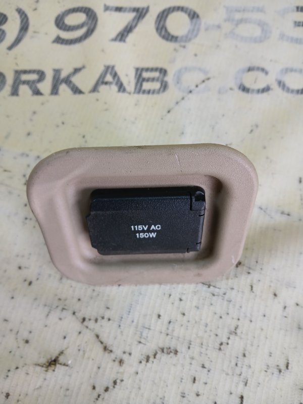 Розетка gl 450 2015 x166 276 3.0 biturbo