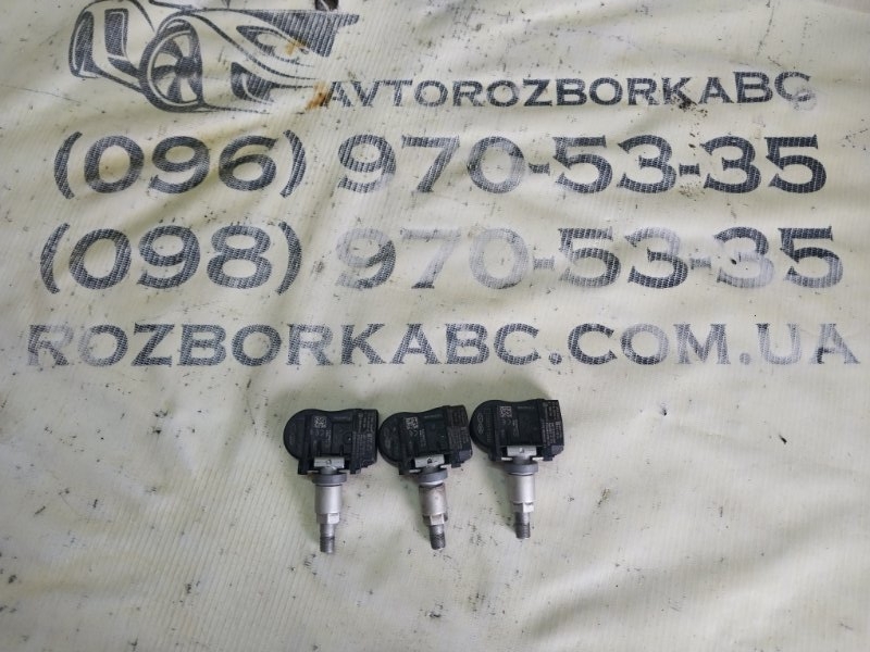 Запчасть датчик давления в шинах Hyundai Elantra 2017 AD 2.0 52933F2000 Б/У Датчик давления в шинах Hyundai Elantra 2017 AD 2.0 52933F2000 Б/У