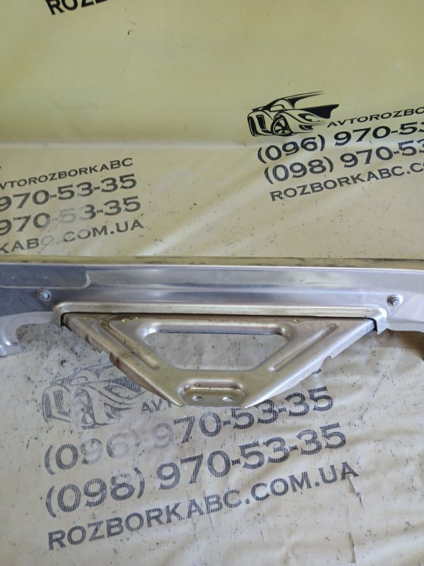 Розпорка Q8 2019 3.0 DCBD