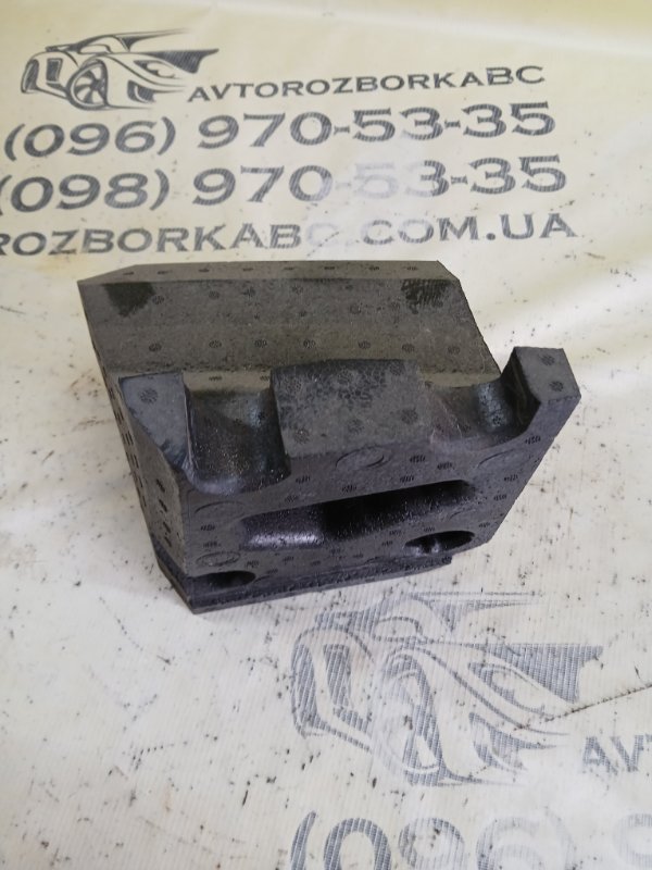 Абсорбер бампера задний левый Q8 2019 3.0 DCBD
