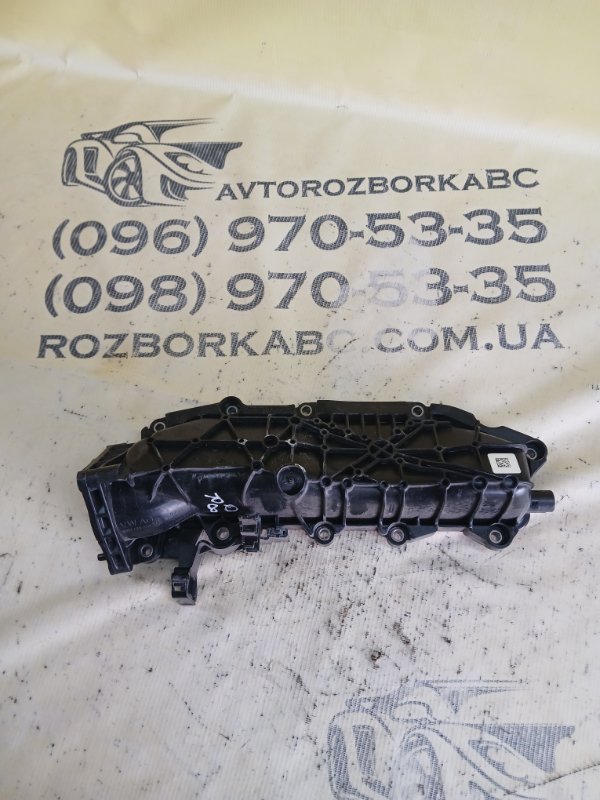 Колектор впускной правый Audi Q8 2019 3.0 DCBD 06M133268P Б/У