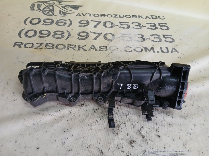 Колектор впускной левый Q8 2019 3.0 DCBD Колектор впускной левый Q8 2019 3.0 DCBD