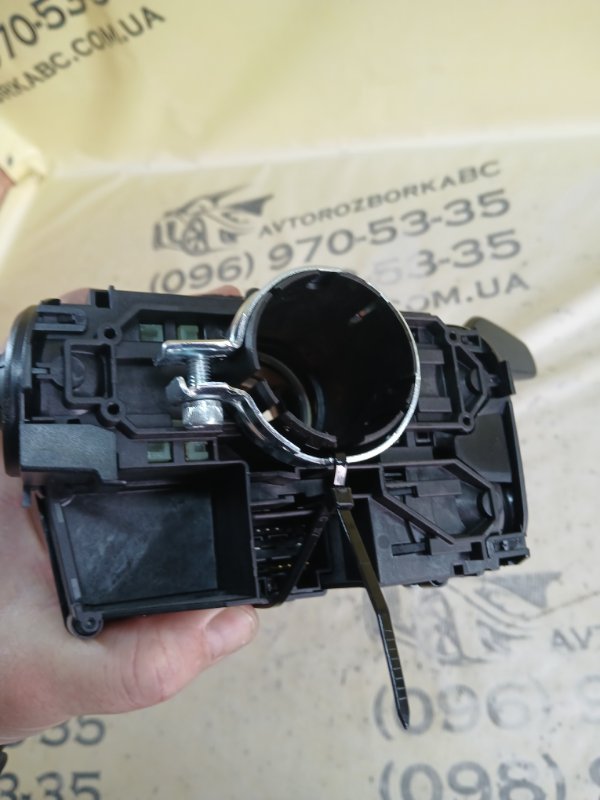Подрулевой переключатель Q8 2019 3.0 DCBD