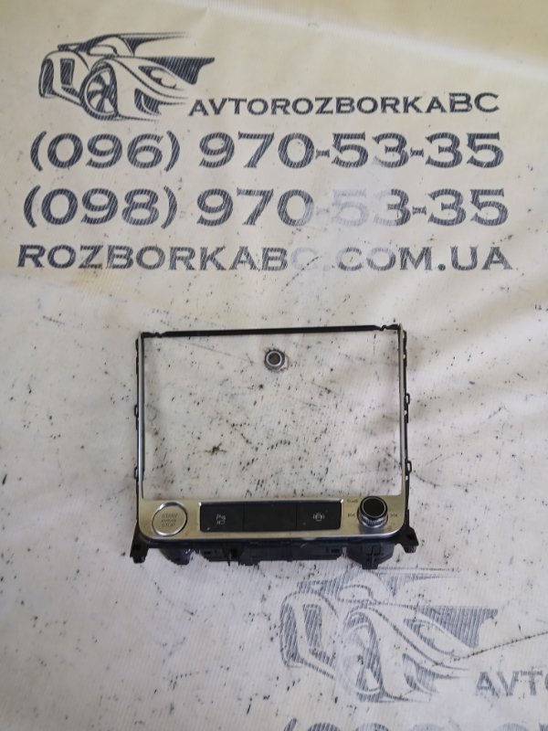 Запчасть блок кнопок Audi Q8 2019 3.0 DCBD 4N0959673 Б/У Блок кнопок Audi Q8 2019 3.0 DCBD 4N0959673 Б/У