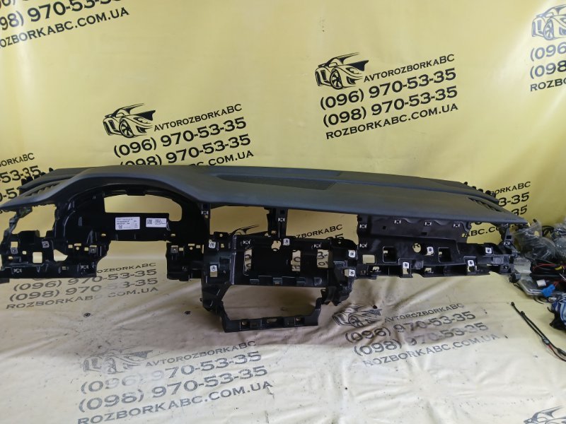 Запчасть торпедо Audi Q8 2019 3.0 DCBD 4M885700124A Б/У Торпедо Audi Q8 2019 3.0 DCBD 4M885700124A Б/У